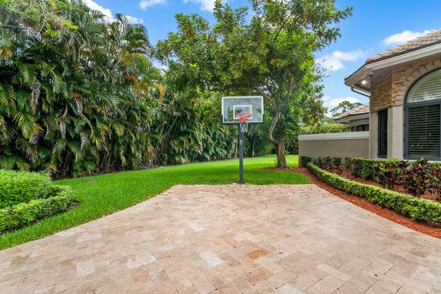 7520 NW 50th Court, Coral Springs, FL 33067