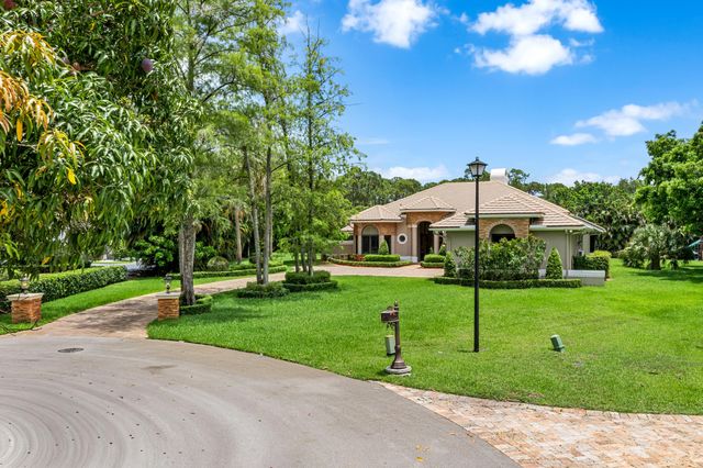 7520 NW 50th Court, Coral Springs, FL 33067