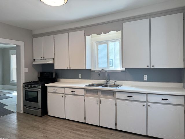19 Washington Street, Mount Clemens, MI 48043