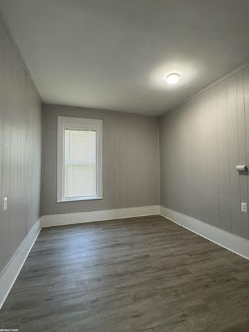 19 Washington Street, Mount Clemens, MI 48043