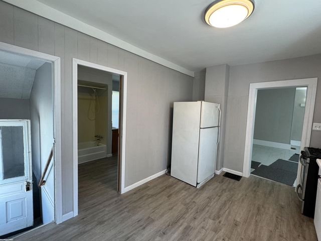 19 Washington Street, Mount Clemens, MI 48043