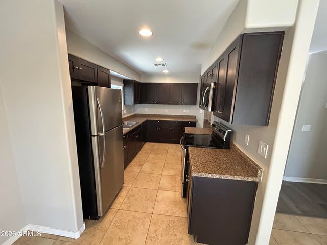 8122 S 2ND Drive, Phoenix, AZ 85041