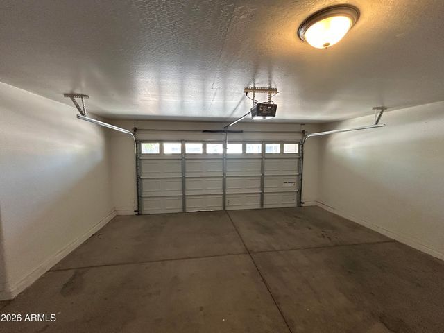 8122 S 2ND Drive, Phoenix, AZ 85041