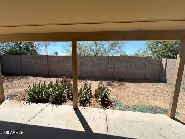 8122 S 2ND Drive, Phoenix, AZ 85041