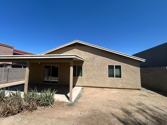 8122 S 2ND Drive, Phoenix, AZ 85041