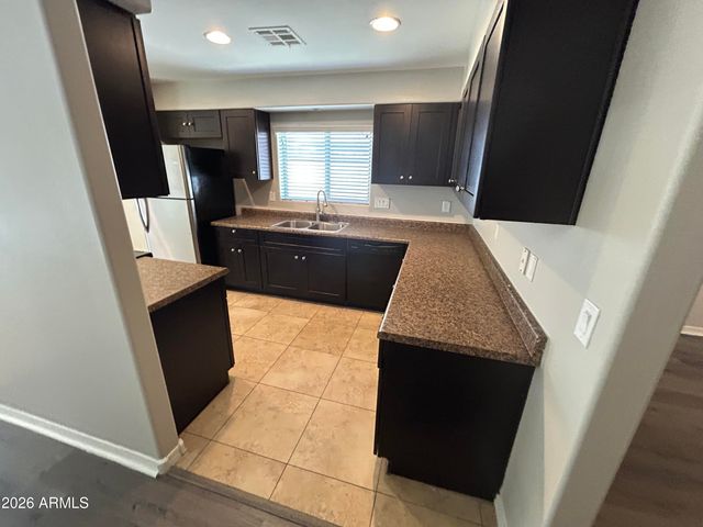 8122 S 2ND Drive, Phoenix, AZ 85041