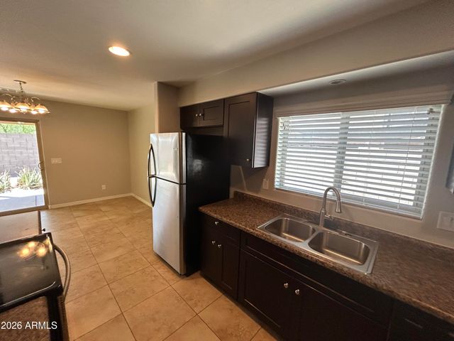8122 S 2ND Drive, Phoenix, AZ 85041