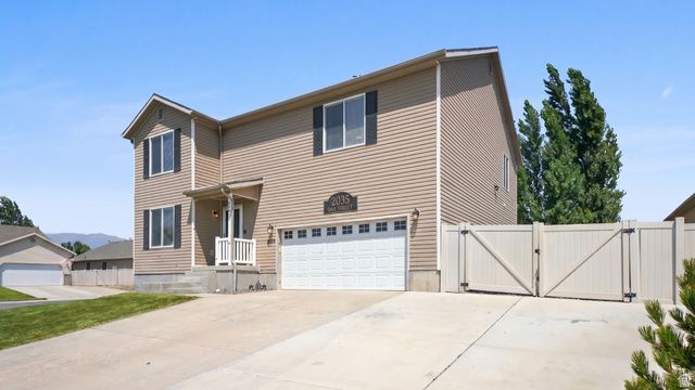 2059 E HICKOCK WAY, Eagle Mountain, UT 84005