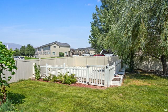 2059 E HICKOCK WAY, Eagle Mountain, UT 84005