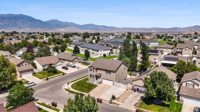 2059 E HICKOCK WAY, Eagle Mountain, UT 84005