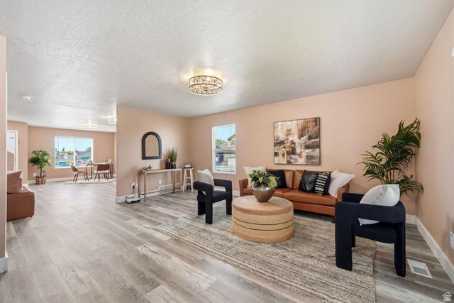 2059 E HICKOCK WAY, Eagle Mountain, UT 84005