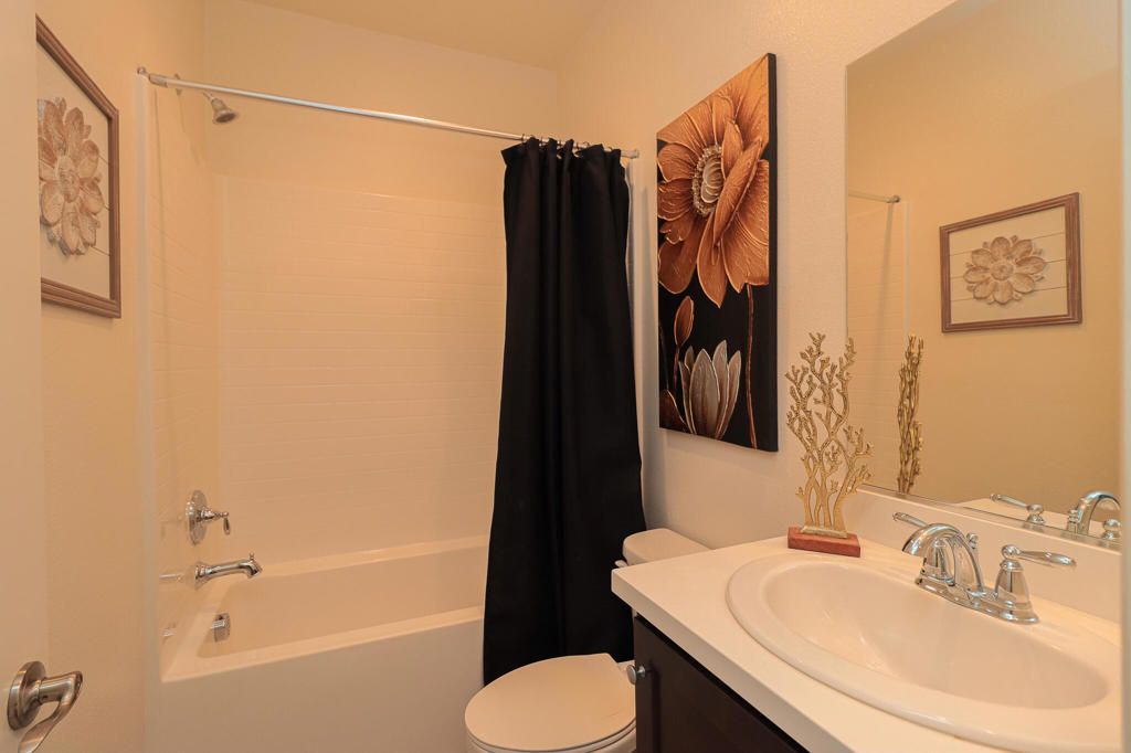 Image 16 of property listing at 44097 San Chapelle Court, Indio, CA 92203