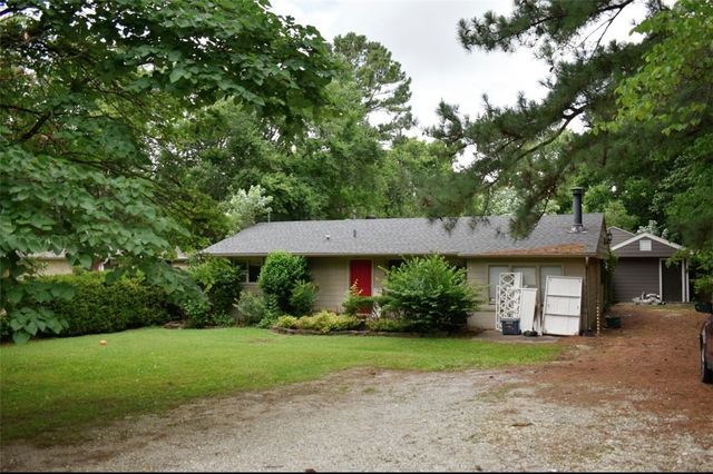 1818-1837 W Ora Drive, Fayetteville, AR 72701
