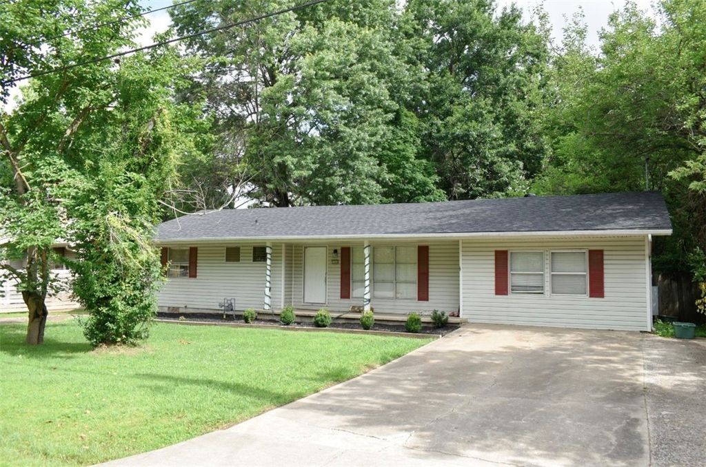 1818-1837 W Ora Drive, Fayetteville, AR 72701