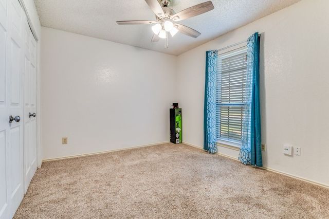 1126 Hemlock Drive, Desoto, TX 75115