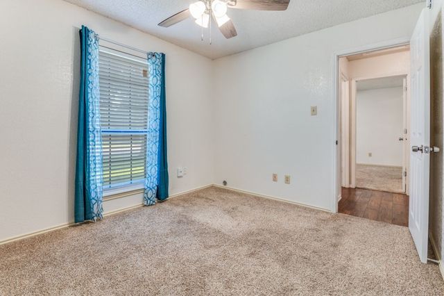 1126 Hemlock Drive, Desoto, TX 75115