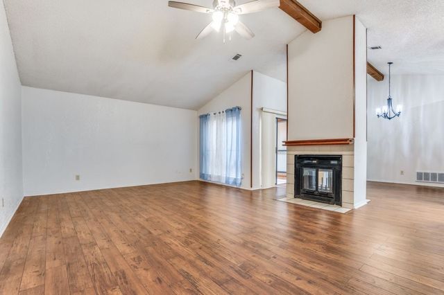 1126 Hemlock Drive, Desoto, TX 75115