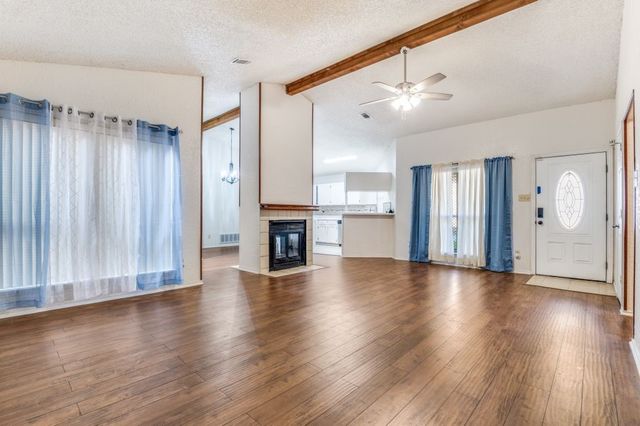 1126 Hemlock Drive, Desoto, TX 75115