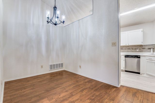 1126 Hemlock Drive, Desoto, TX 75115