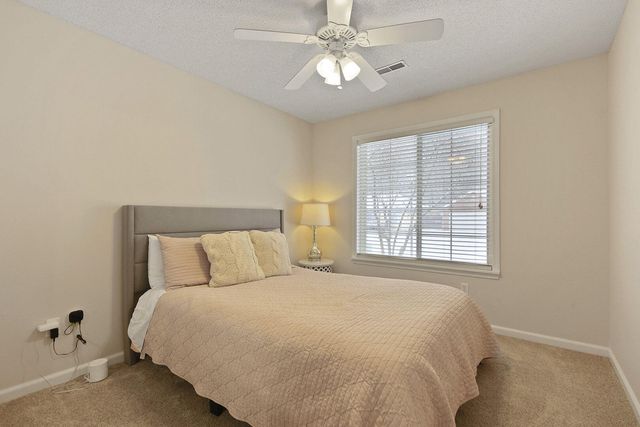 803 MANHATTAN DR, Columbia, MO 65201