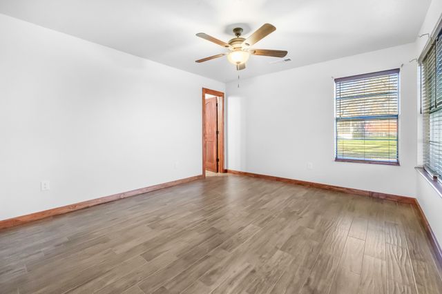 436 E El Camino Real, Weatherford, TX 76087