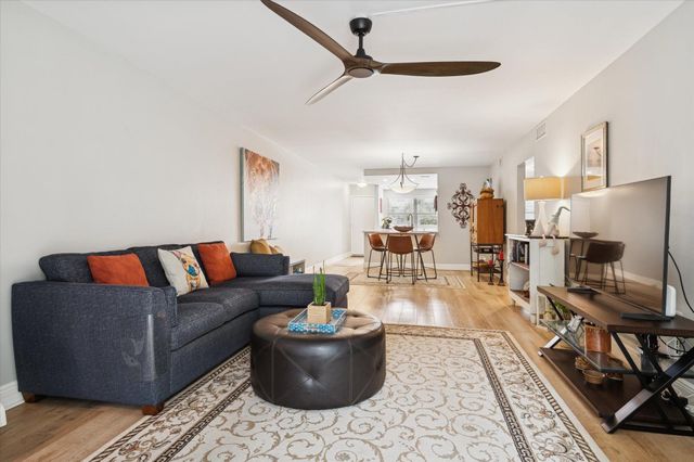 2202 Lucaya Bend L2, Coconut Creek, FL 33066