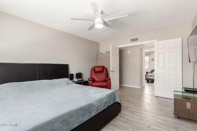 402 E MORROW Drive, Phoenix, AZ 85024