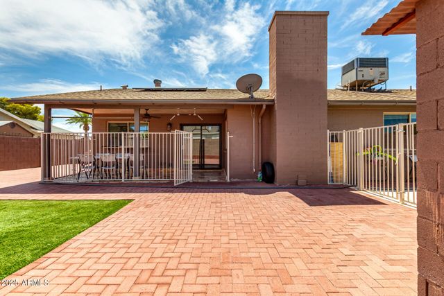 402 E MORROW Drive, Phoenix, AZ 85024