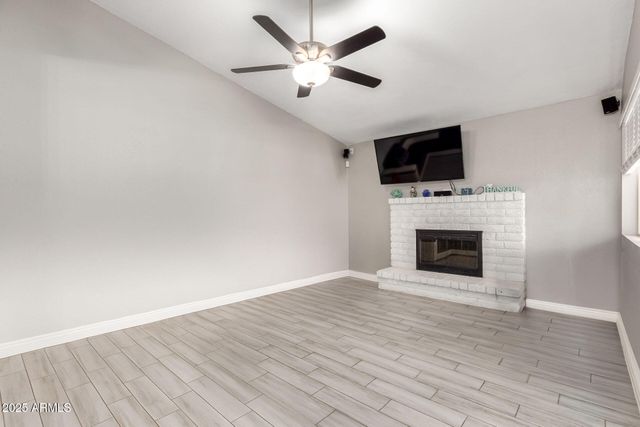 402 E MORROW Drive, Phoenix, AZ 85024