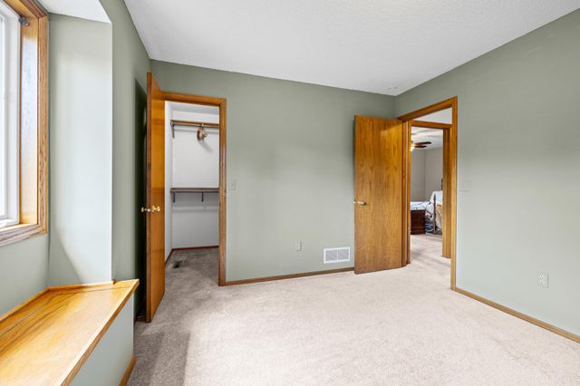 1988 118th Lane NE, Blaine, MN 55449