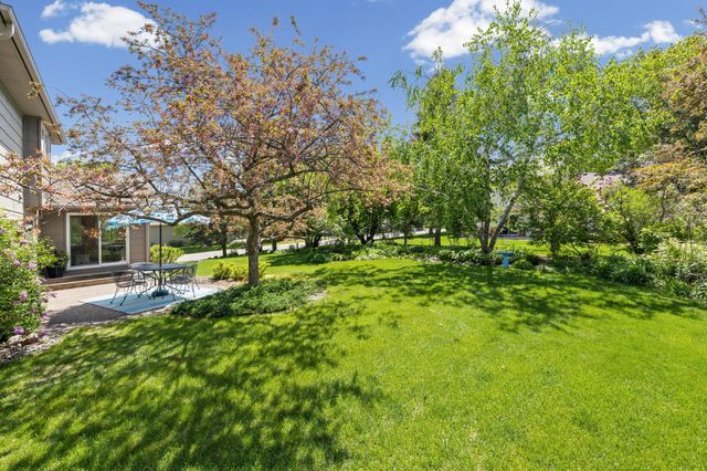 1988 118th Lane NE, Blaine, MN 55449