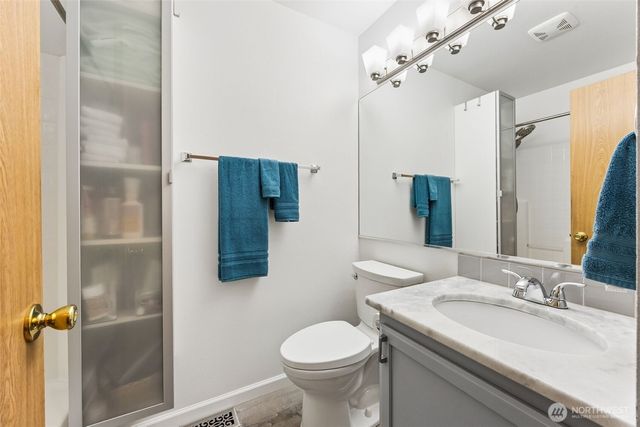 6910 147th Street Ct E, Puyallup, WA 98375