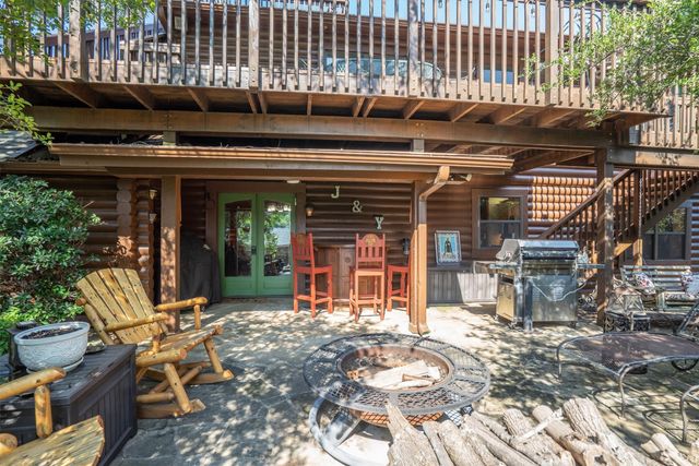 322 Post Oak Drive, Highland Village, TX 75077