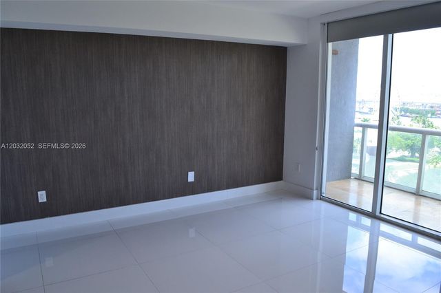 50 Biscayne Boulevard 1408, Miami, FL 33132