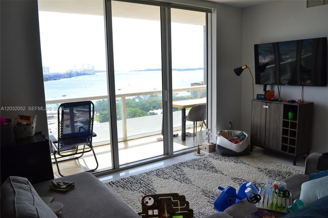 50 Biscayne Boulevard 1408, Miami, FL 33132