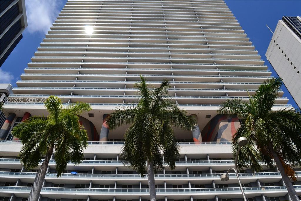 50 Biscayne Boulevard 1408, Miami, FL 33132