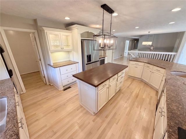 5344 Forest Springs Drive, Atlanta, GA 30338