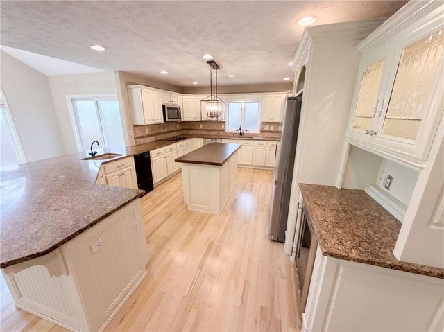 5344 Forest Springs Drive, Atlanta, GA 30338