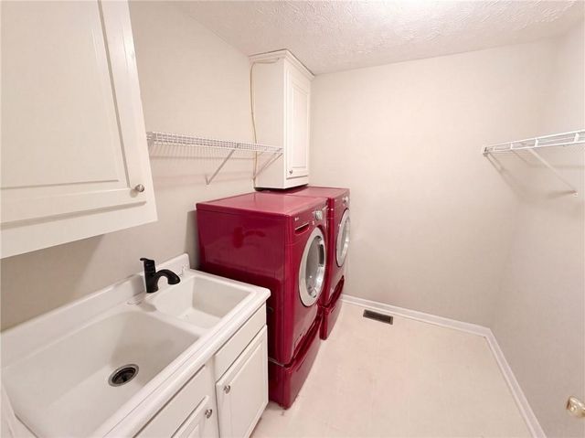 5344 Forest Springs Drive, Atlanta, GA 30338