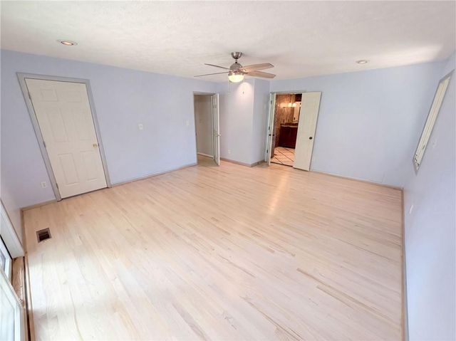 5344 Forest Springs Drive, Atlanta, GA 30338