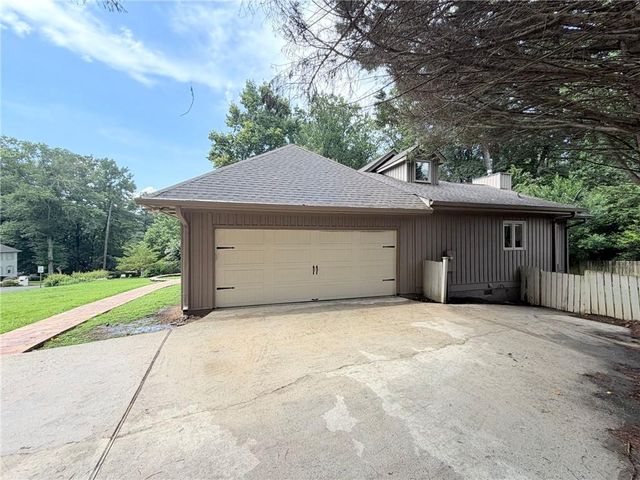 5344 Forest Springs Drive, Atlanta, GA 30338