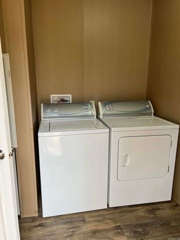 100 Seay Lane, Mena, AR 71953