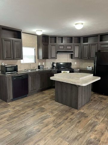 100 Seay Lane, Mena, AR 71953