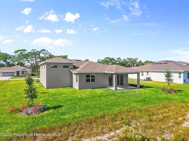 9120 PLAYERS Drive, Weeki Wachee, FL 34613