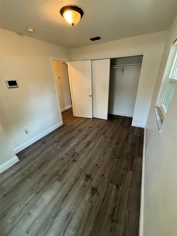 2908 E HOWELL STREET, Tampa, FL 33610