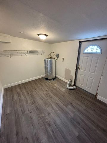 2908 E HOWELL STREET, Tampa, FL 33610