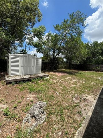 2908 E HOWELL STREET, Tampa, FL 33610