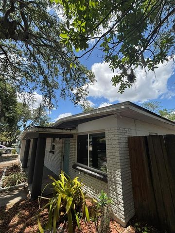 2908 E HOWELL STREET, Tampa, FL 33610