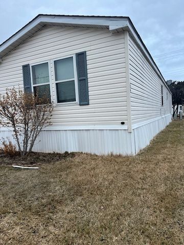 3408 JEN Avenue, Park City, IL 60085