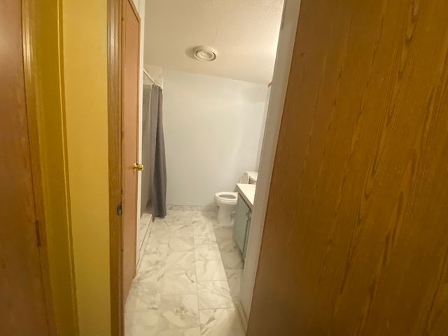 3408 JEN Avenue, Park City, IL 60085